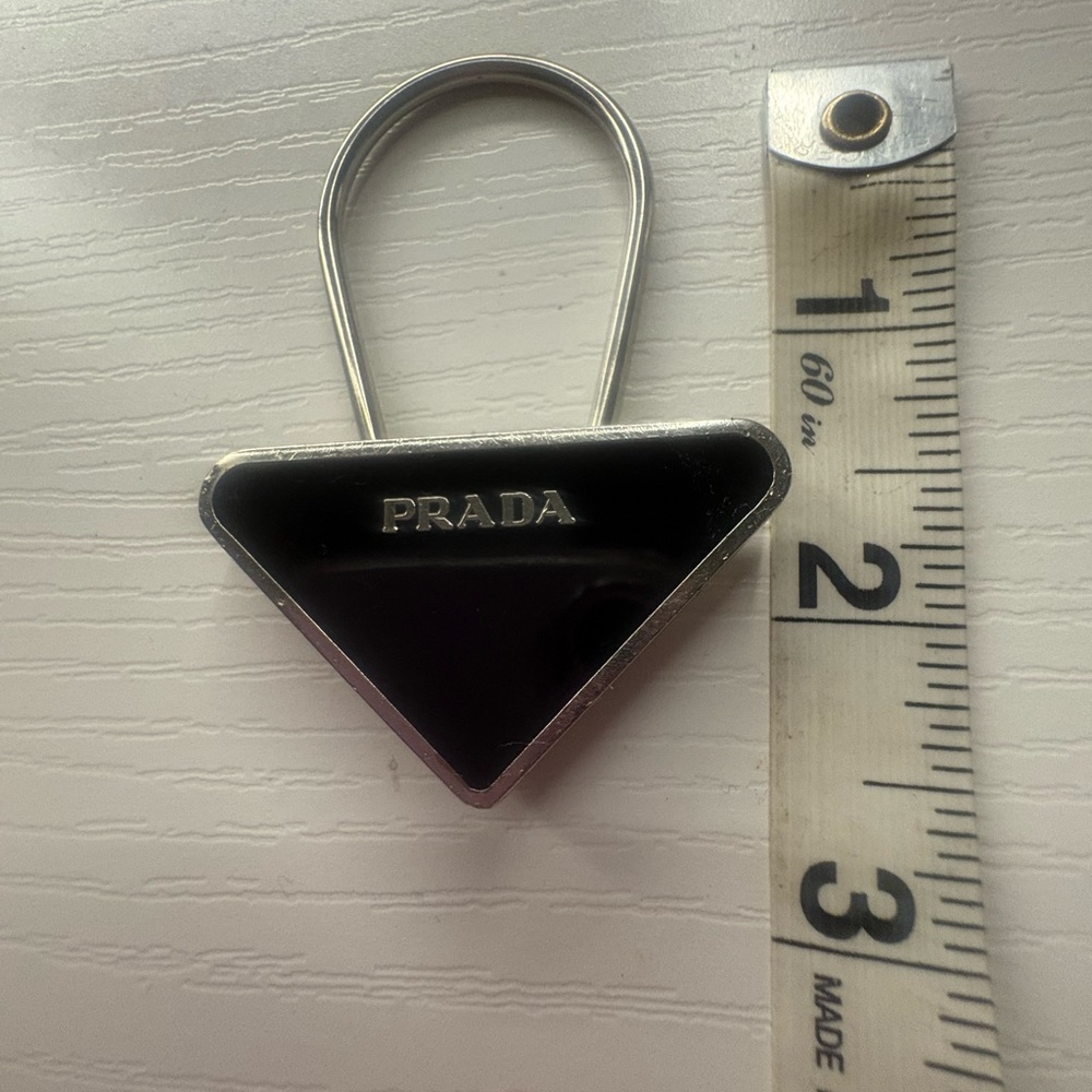 Prada Black And Silver Triangular Key Holder - image 8